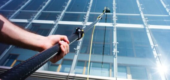 اسعار تنظيف واجهات المباني، شركة تنظيف واجهات زجاجية سوبر كلين.