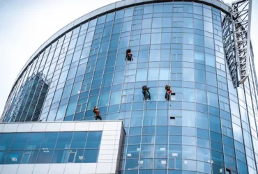 شركة تنظيف واجهات زجاجية